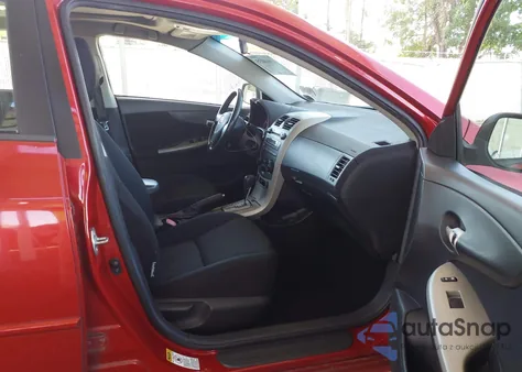 2010 Toyota Corolla S из США, поврежденный, VIN 2T1BU4EE4AC265617